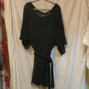 VENUS Black Lace Detail